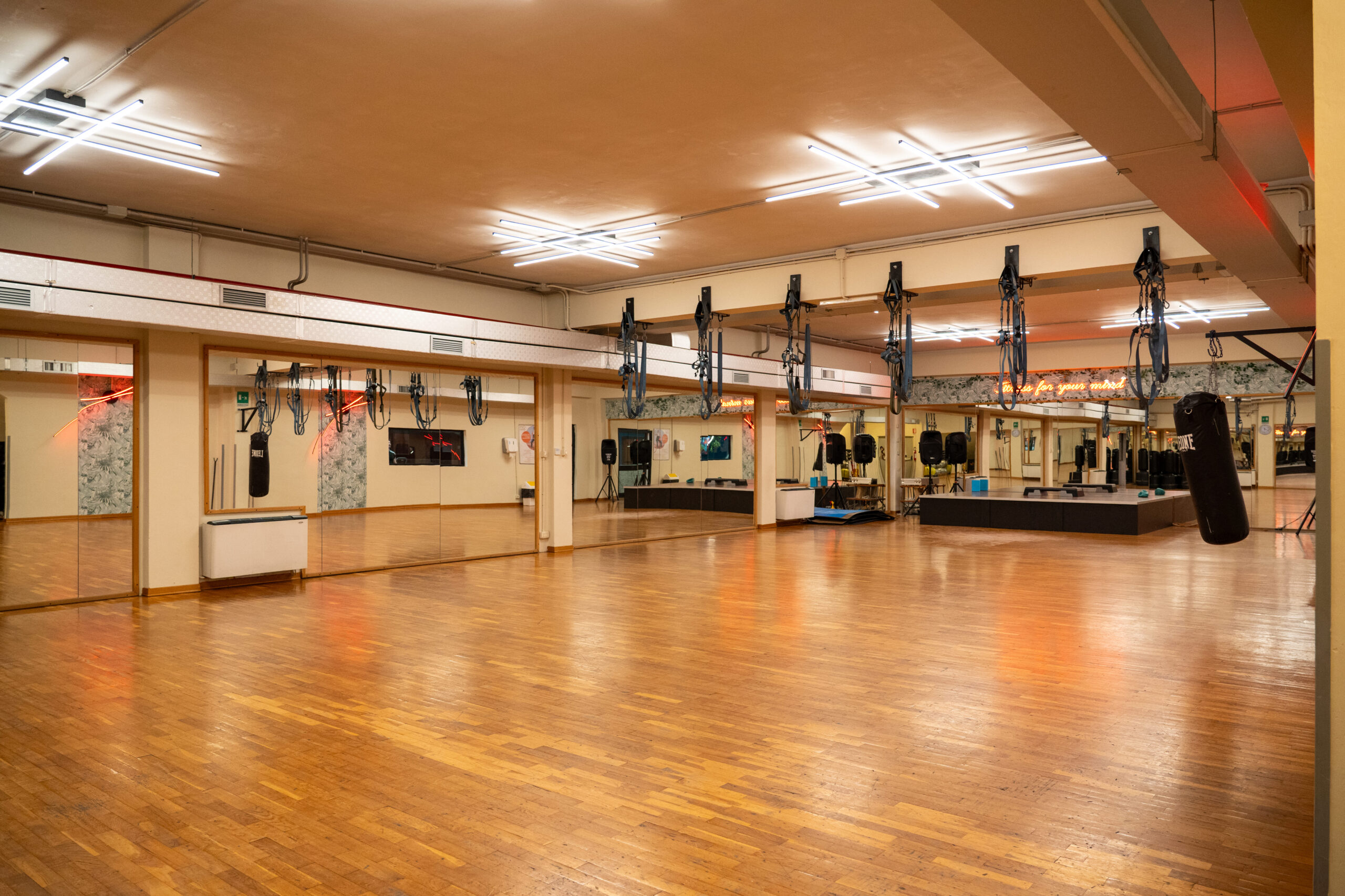 sala-corsi-queen-terni